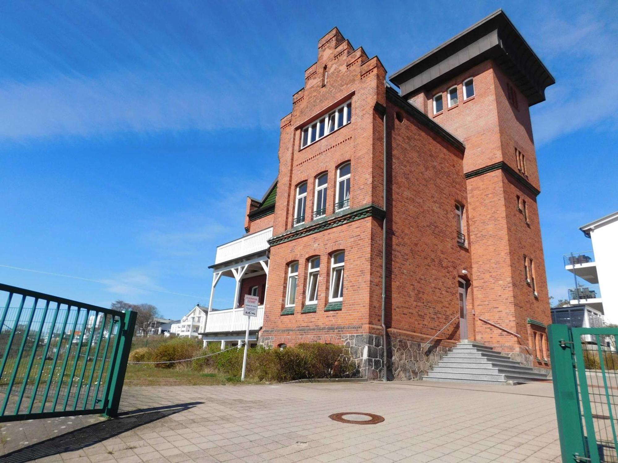 Seelotsenstation Sassnitz Mit Hafenblick By Unsere Urlaubszeit Esterno foto